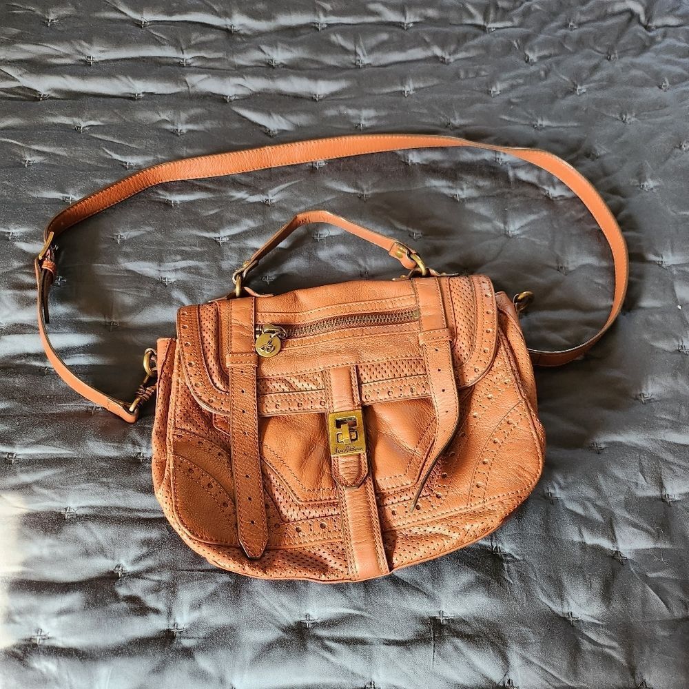 EUC Elegant Tan Sam Edleman Leather Shoulder Bag